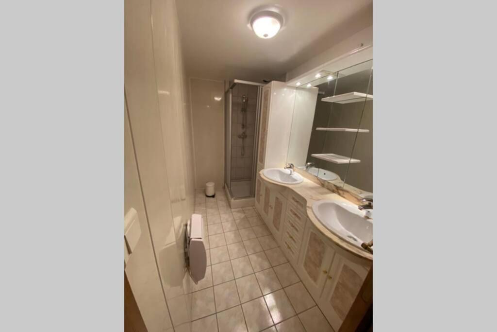 Appartement Renove 4Pers Tout Confort & Garage Cauterets Buitenkant foto